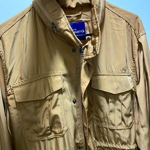 fall jacket, worn a few times but in excellent condition